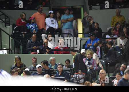 KEY BISCAYNE, FL - MARZO 27: Boris Becker, Jelena Djokovic è avvistata al Miami aperto a Crandon Park Tennis Center su Marzo 27, 2015 in Key Biscayne, Florida. Persone: Boris Becker, Jelena Djokovic Foto Stock