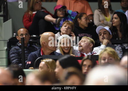 KEY BISCAYNE, FL - MARZO 27: Boris Becker, Jelena Djokovic è avvistata al Miami aperto a Crandon Park Tennis Center su Marzo 27, 2015 in Key Biscayne, Florida. Persone: Boris Becker, Jelena Djokovic Foto Stock