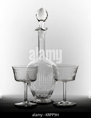 Due bicchieri e decanter Foto Stock