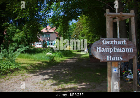 Gerhart Hauptmann house presso il villaggio Kloster, famoso drammaturgo, Hiddensee isola, Meclemburgo-Pomerania, Mar Baltico, Germania, Europa Foto Stock