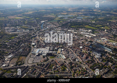 Una veduta aerea del centro di Wakefield, una città del West Yorkshire Foto Stock