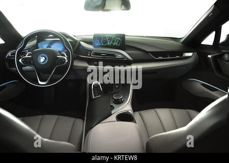 BMW I8 Coupe  blu/nero Esterno - Interno Foto Stock