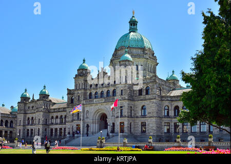 Una vista orizzontale della British Columbia edifici legislativa che si trova nella città di Victoria British Columbia in Canada. Foto Stock