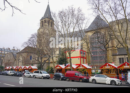 Isualizzare dell'Abbaye Saint-Germain-des-Pres abbey, un medievale romanica chiesa benedettina situato sulla riva sinistra di Parigi Foto Stock