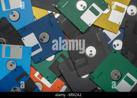 Pila di colore dischi floppy Foto Stock