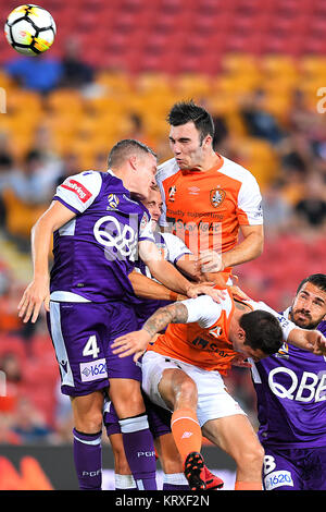 Brisbane, Queensland, Australia. Xxi Dec, 2017. durante il round dodici Hyundai un-League match tra il ruggito di Brisbane e Perth gloria presso lo Stadio Suncorp giovedì, 21 dicembre 2017 a Brisbane, Australia. Credito: Albert Perez/ZUMA filo/Alamy Live News Foto Stock