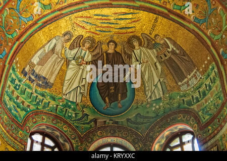 Mosaici bizantini nel VI secolo la chiesa di San Vitale - Ravenna, Italia Foto Stock