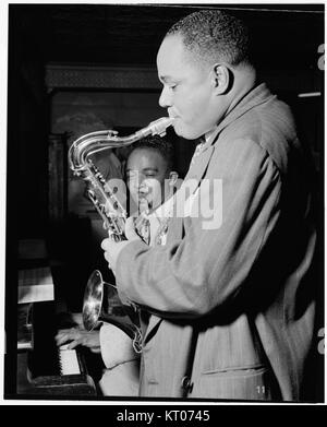 (Ritratto di Joe Thomas e Eddie Wilcox, fedele Charles Lodge n. 167, New York, N.Y., ca. Ott. 1947) (5148194295) Foto Stock