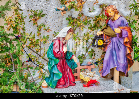 Presepe con il Santo Bambino, la Beata Vergine Maria e di San Giuseppe Foto Stock