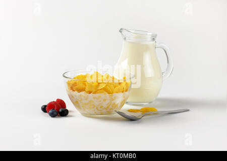 Corn flakes con latte Foto Stock