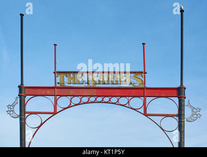 Ingresso al Barras, famoso mercato storico nella parte est della città di Glasgow. Foto Stock