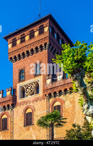 Italia Piemonte Canavese Mazzè il castello Foto Stock