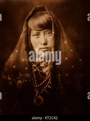 Acoma donna da Edward S. Curtis, 1905 Foto Stock