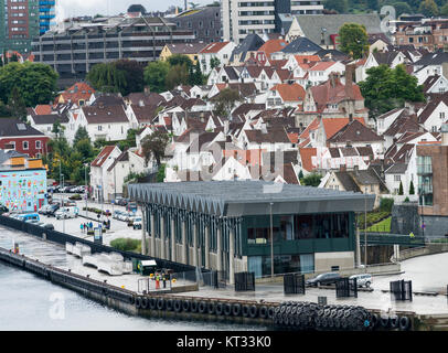 Oil Rig rescue nave nel porto di Stavanger Foto Stock