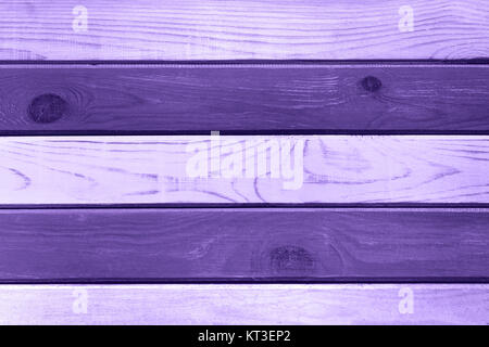Ultra violetto sullo sfondo di legno Foto Stock