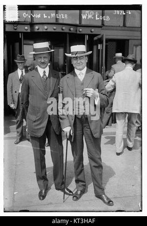 Un'immagine con G. Von L. Meyer e WM. Loeb, figure storiche chiave, scattate in una fotografia, probabilmente dell'inizio del XX secolo. Foto Stock
