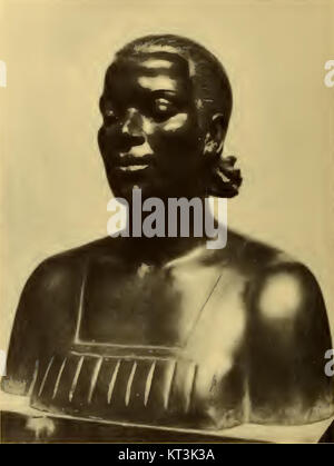 Il catalogo del 1936 mostra Gwendolyn, una scultura creata da Gertrude Vanderbilt Whitney. Whitney era un influente scultore americano, e questo lavoro evidenzia la sua abilità nel catturare figure umane realistiche in bronzo. Foto Stock