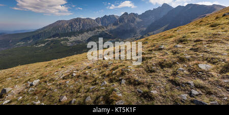 Vista dalla Kasprowy Wierch Summit in polacco monti Tatra Foto Stock