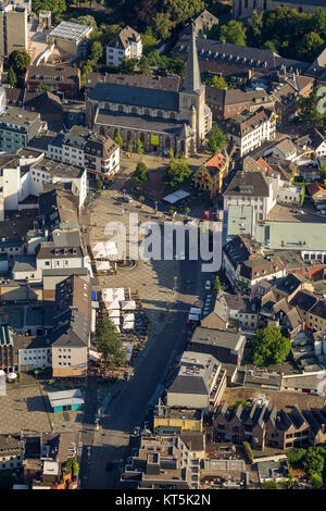 Alter Markt con Kath. Haupt chiesa parrocchiale, Mönchengladbacher Münster,, Altstadt von Mönchengladbach, Mönchengladbach, Basso Reno, Nord Rhine-Westph Foto Stock