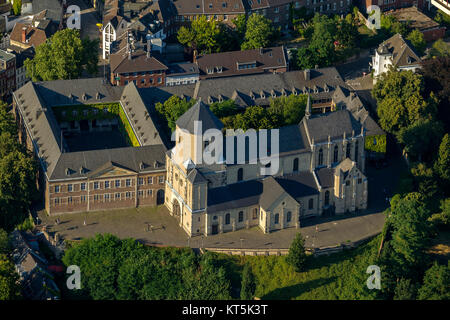 Mönchengladbacher Münster, Altstadt von Mönchengladbach, Mönchengladbach, Niederrhein, Nordrhein-Westfalen, Deutschland, Europa, Mönchengladbach, Nie Foto Stock