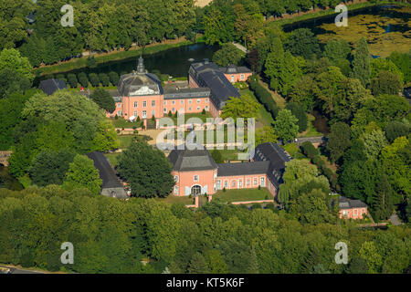 Il castello di Wickrath, moated il castello complesso sul Niers, Parco, Vorburg, Mönchengladbach, Basso Reno, Renania settentrionale-Vestfalia, Germania, Europa Mönchenglad Foto Stock