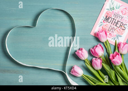 Le madri giorno della carta e tulipani Foto Stock