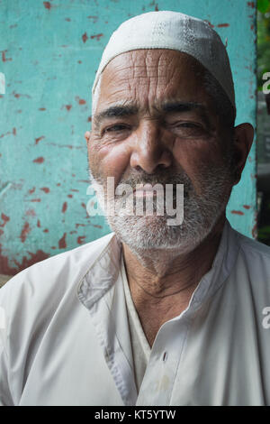 Srinagar, Jammu e Kashmir in India. Residente della città vecchia Foto Stock