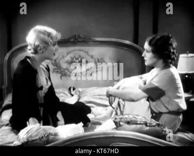 *The Road to Ruin* (1934) è un film drammatico pre-Code con nel o'Day e Helen Foster. Il film esplora i pericoli di un comportamento spericolato e le conseguenze della caduta in rovina di una donna. Foto Stock