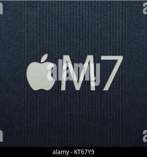 Il chip Apple M7 è un coprocessore di movimento utilizzato in alcuni dispositivi Apple, progettato per monitorare il movimento e migliorare le prestazioni del dispositivo. Foto Stock