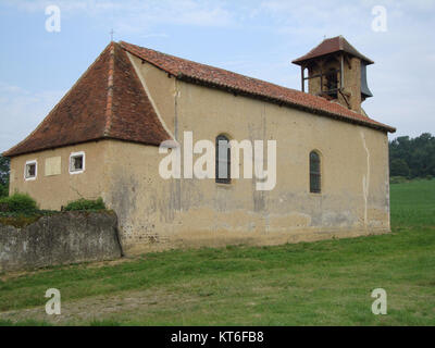 Questa cartolina del 1915 offre una vista di Celje, una città della Slovenia, che offre uno sguardo sul suo aspetto dei primi anni del XX secolo. Celje è conosciuta per la sua ricca storia, tra cui il suo castello medievale e il ruolo di importante centro culturale della regione. Foto Stock