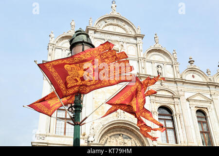 Bandiere di Venezia Foto Stock