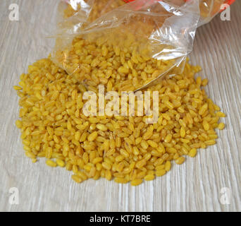 Grande, Bulgur di grano grande bulgur, tutta di Bulgur Riso, Bulgur di giallo, Bulgur pilaf, Turchia bulgur, turco bulgur.naturale e biologica di bulgur Foto Stock