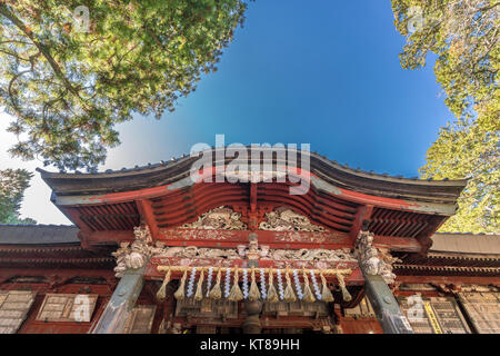 Fujiyoshida city, Prefettura di Yamanashi, Giappone - Nobember 19, 2017 : Honden (sala principale) di Kitaguchi Hongu Fuji Sengen jinja sacrario scintoista. Foto Stock