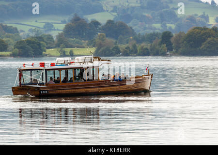 8305 "Regina del Lago" sul lago Winderemere nel distretto del lago, Cumbria, England, Regno Unito Foto Stock