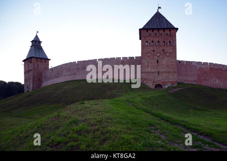 Torri di Novgorod Cremlino di Veliky Novgorod, Russia Foto Stock