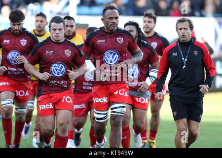 Castres (Francia) Novembre,25 2017 francese campionato di rugby TOP 14 stagione il 2017-2018 Castres Olympique contro Rc Toulon Manager di RCT Fabien GALTHIE Credito: Sebastien Lapeyrere/Alamy Live News. Foto Stock