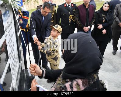 Ismailia, Cairo, Egitto. 23 Dic, 2017. Il Presidente egiziano Abdel-Fattah al-Sisi prende parte durante la fase di apertura di un certo numero di progetti di sviluppo nel canale di Suez in area di Ismailia, Egitto, sul dicembre 23, 2017 Credito: il Presidente egiziano Ufficio APA/images/ZUMA filo/Alamy Live News Foto Stock