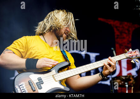 Il British hard rock band ingloriosa esegue un live durante il danese la musica heavy metal festival Copehell 2017 a Copenaghen. Qui bass player Colin Morbo di Parkinson è visto dal vivo sul palco. Danimarca, 22/06 2017. Foto Stock