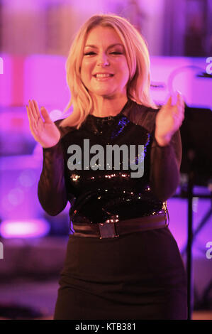 Sheridan Smith performance live sulla BBC uno show, London, Regno Unito - 08 Dic 2017 Foto Stock