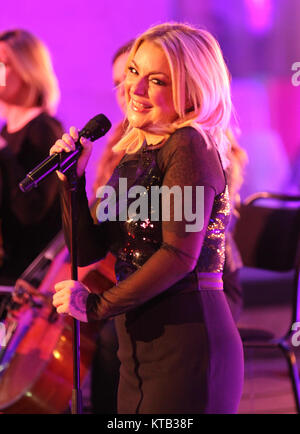 Sheridan Smith performance live sulla BBC uno show, London, Regno Unito - 08 Dic 2017 Foto Stock