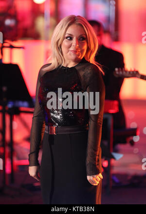 Sheridan Smith performance live sulla BBC uno show, London, Regno Unito - 08 Dic 2017 Foto Stock