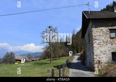 Lind drautal im,kleblach-lind,drautal,Carinzia,Spittal an der Drau,Austria,village,street Foto Stock