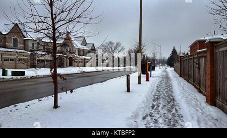 Canadian area suburbana in inverno Foto Stock