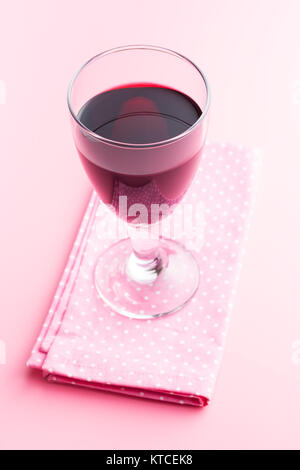 Bicchiere di vino rosso. Foto Stock