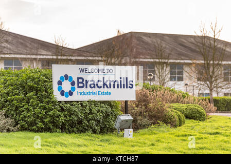 Northampton UK Dicembre 07, 2017: Benvenuti a Brackmills Industrial Estate segno del logo. Foto Stock