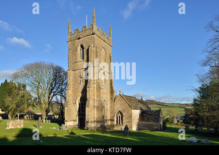 San Pietro e di san Paolo la Chiesa, Charlton Horethorne, South Somerset del XIV secolo con torre quattrocentesca Il Grade ii Listed Foto Stock