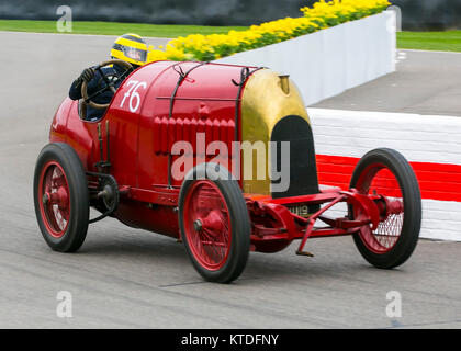 1911 Fiat S76 pilotati da Duncan Pittaway nel S.F. Trofeo di bordo al Goodwood LXXV Assemblea dei soci 2017, Foto Stock