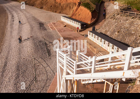 La scala di Giacobbe in Sidmouth, che conduce da Connaught Giardini alla spiaggia a ovest della città a riva. Foto Stock