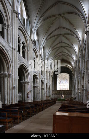 Chistchurch Priory (Priory chiesa della Santa Trinità), Christchurch, Hampshire, navata a nord-est Foto Stock