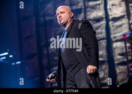 La American metal band disturbato esegue un concerto dal vivo presso Telenor Arena di Oslo. Qui il cantante David Draiman è visto dal vivo sul palco. Norvegia, 10/03 2017. Foto Stock